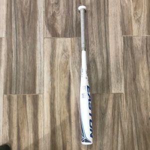 Brand New. Easton ghost youth. 28inch/17oz
